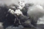 阿蘇山の噴火を見て大喜びする韓国人の反応