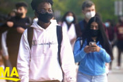 ＠学生がコロナを拡散？＠海外の反応