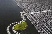 【海外の反応】中国が2023年に追加したソーラーパネルの枚数は米国の全枚数よりも多い　海外の反応「中国は米国よりも遥かにうまくやっている、中国は努力している」