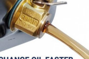 海外「全ての車に付けてる！」日本の麓技研が作るエンジンオイル交換用プラグ、エコオイルチェンジャーに対する海外の反応