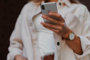 韓国人「日本でサムスンの折りたたみスマホが売れない？」日本、凄まじい韓国製品への冷遇