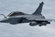 フランス「お前らの国はカッコいい戦闘機作ってる？」日本「マクロスなら…」