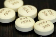 【反日一時中断！】韓国政府が日本の新型コロナ治療薬「アビガン」の輸入を検討！→「日本に薬乞食をするのか‥」　韓国の反応