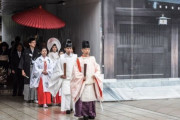 韓国人「韓国人が驚いた『日本の結婚文化』韓国の結婚祝い金は1000円なのに日本は〇万円‥（ﾌﾞﾙﾌﾞﾙ」　韓国の反応