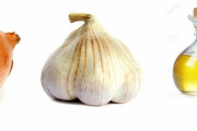フランス人「料理の三種の神器を決めてみた、玉ねぎ・ニンニク・オリーブオイルだ」