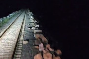 アルゼンチンの列車から見た「悪夢なのか夢なのかわからない景色」