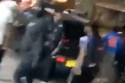 海外「イギリスで抗争を始めるインド人とパキスタン人」