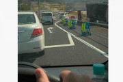 どこまでいくんや！？逆走軽自動車