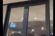 海外「南アフリカの略奪者たちが襲わなかった店がこちら」