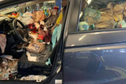 修理工場に持ち込まれた汚部屋ならぬ「汚車」\t