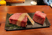 海外「日本に行ったら絶対食べて！」神戸の焼き肉店の熟成肉が絶品すぎると話題！ 海外の反応