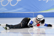【韓国の反応】金メダルを目前に控え…女子チーム・パシュート決勝の最終カーブ、日本選手がミス