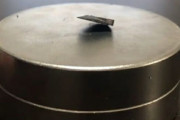 韓国人「韓国人が発見した『LK-99』は超電導物質では無い可能性‥韓国4機関が『超伝導特性まだない』と明らかに」　韓国の反応