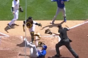 海外「これはMLB史上最もアホなプレー」 あまりのアホさに呆れるファン続出！これで年俸を何億も貰ってるのか•••