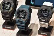 アメリカ人：新しいGショックスクエア！ GBX-100の字体がやばい！かっこいい！