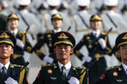 【現実】日本政府「中国閲兵式参加するな」中国「歴史直視しろ！」←お前が言うなｗ