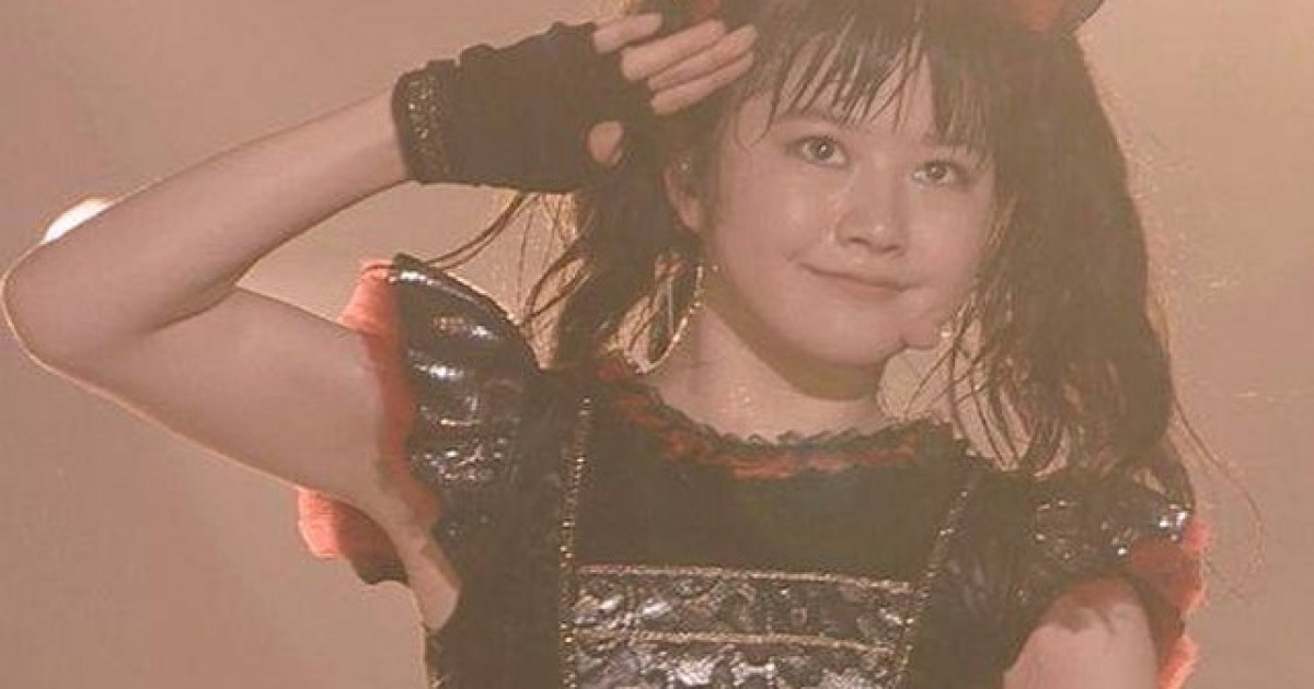 初めてのBABYMETALのショーに神バンドのコスプレで行くのって場違い？　【海外の反応】 | 海外の反応アンテナ