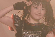 初めてのBABYMETALのショーに神バンドのコスプレで行くのって場違い？　【海外の反応】