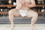 大相撲史上最高の王者、白鵬が記録的なキャリアの幕を閉じる「相撲に『引き分け』はありません」「彼がいなくなるのはとても寂しいです」海外の反応