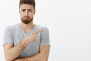 お前らがやることで日本の社会で嫌な顔をされる行為って何？