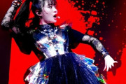 今になってBABYMETALを知った。パーティに遅れた気分だ　【海外の反応】
