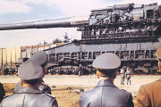 【海外の反応】なぜドイツ人の作る兵器は中二病的なの？