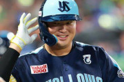 【海外の反応】村上宗隆がバックスクリーンに衝撃の1試合3ホーマー「飛ばないボールでこれよ」