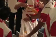ラグビーW杯で日本人ファンのゴミ拾いマナーが再び注目される（イギリス人らの反応）
