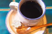 海外掲示板「コーヒーのお供に最適なものってなんだい？」←何が思い浮かぶ？
