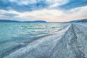 【海外】「驚異的なサルダ湖、科学者が認めた“火星のクレーター”に似た地球上唯一の場所」