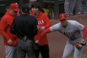 【海外の反応】大谷翔平さん、球審の役割もこなしてしまう「下手したら退場ｗ」