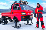 【海外の反応】日本の軽トラをスノーモービルに改造してみた！