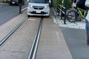 外国人「日本でもこんなレベルの迷惑路上駐車っているんだな」