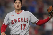 海外「つま先が残っていた！」 レンジャーズのチャレンジ退けた大谷翔平の一塁ベースカバーが話題に