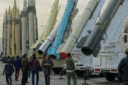 韓国人「イランの米国報復攻撃で、韓国のコスピが急落し、ウオン安に！」韓国金融市場が再び動揺　韓国の反応