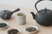 海外「日本の茶器のようにみんなの国でおすすめの土産を教えてくれ」