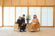 海外「映画みたい」 サウジ王室が来日し天皇陛下と会談した時の様子が海外で話題に