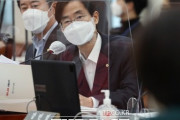 韓国与党「はい、朝鮮は属国でした。中国様の言う通りでございます」