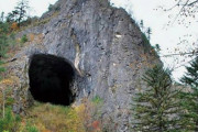 韓国人「韓国の先祖は誰か？」悪魔の門洞窟で現代韓国人のゲノムが発掘される。韓国人は日本人と遺伝的に近い特徴を見せた　韓国の反応