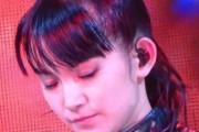 BABYMETALIZEが紅白歌合戦に対する俺たちのコメントを翻訳してるぞ！　【海外の反応】