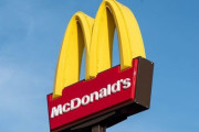 「80年代頃から改装されていないマクドナルドに入った…」懐かしむ声が多数の店内