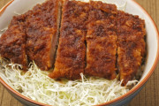 海外「カツ丼は卵とじ以外認めない！」これまで日本で食べた中で一番美味しかったもの挙げていこうぜ