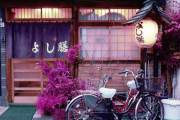 外国人「また日本を愛する理由が増えてしまった」店先の写真が美しいと話題に