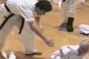 大人が女の子をいじめるんじゃない！自分よりも大きな相手を恐れないヒーローな少年。海外の反応