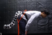 【海外の反応】「日本人が尻尾ロボットを作ってるぞ！」日本のしっぽロボット。