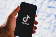 韓国人「中国のTikTokで人気になってる動画」
