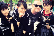 コリィ・テイラーのミュージックビデオにBABYMETALとマキシマムザ亮君がゲスト出演　【海外の反応】