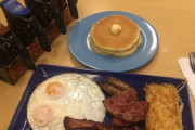 海外「アメリカ人って本当に朝からこんなに食べてるの？」