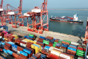 【海外の反応】中国は国内外での需要低迷に苦しむ…輸出は7年ぶりに減少　海外の反応「成長鈍化の兆候、より多くの住宅を建設して修正する」