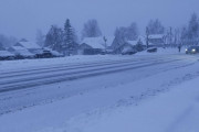 ノルウェー人「もう雪が積もってるんだがお前らの国は降ってる？」
